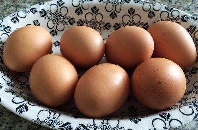Куриные яйца оказались вреднее фастфуда